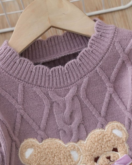 【18M-6Y】Girls Bear Embroidered Round Neck Long Sleeve Sweater - 31120